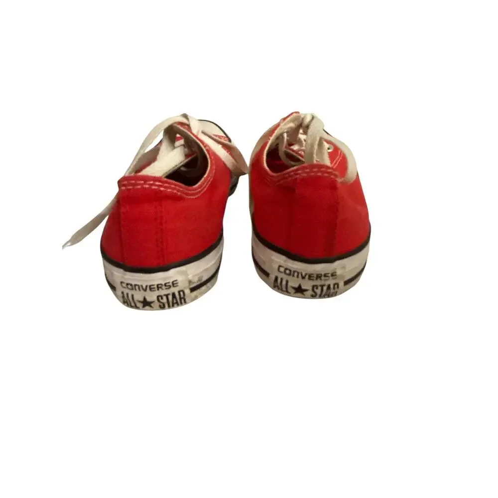Converse Chuck Taylor All Star Low Top Sneakers Red Canvas Women’s 6 EUC